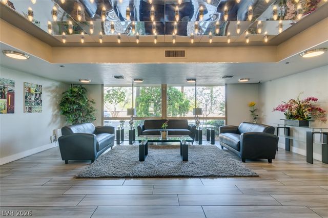 205 East Harmon Avenue 1003, Las Vegas, NV 89169