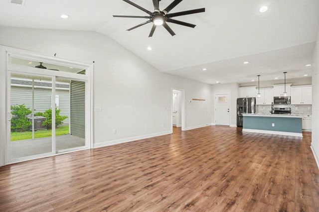 663 Belmont Dr., Conway, SC 29526