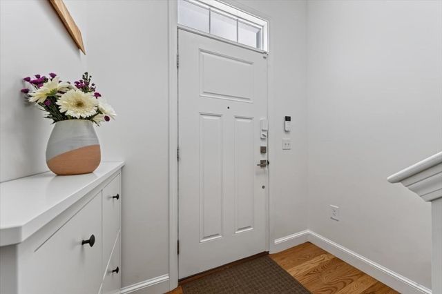 34 Parkview St, Weymouth, MA 02190
