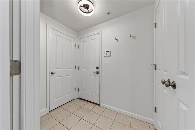 34 Parkview St, Weymouth, MA 02190