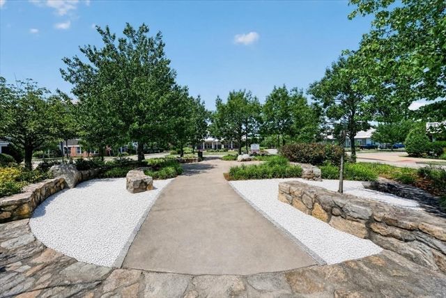 34 Parkview St, Weymouth, MA 02190