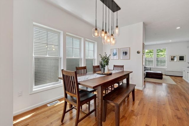 34 Parkview St, Weymouth, MA 02190