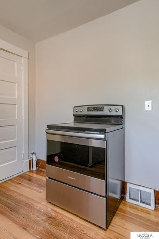 1116 S 23 Street, Lincoln, NE 68502