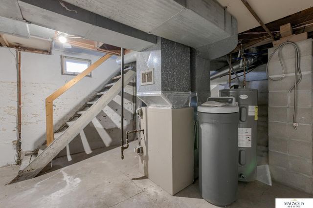 1116 S 23 Street, Lincoln, NE 68502