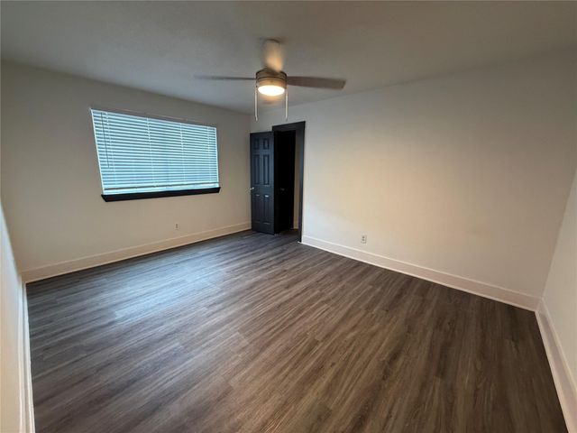 15931 Kenbrook Drive, Houston, TX 77489