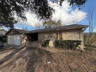 15931 Kenbrook Drive, Houston, TX 77489