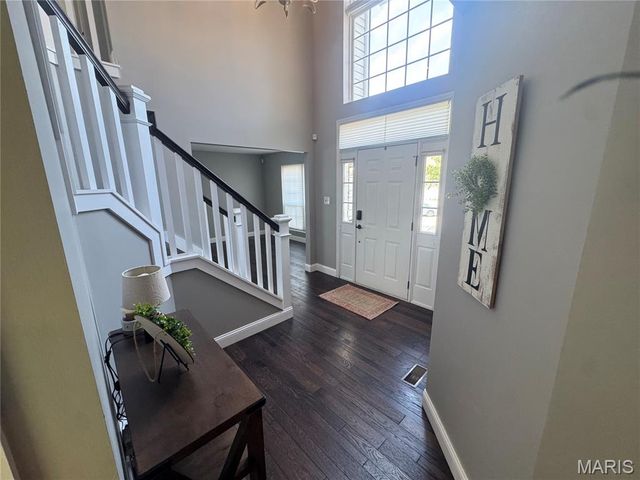 469 Coventry Trail Lane, Maryland Heights, MO 63043