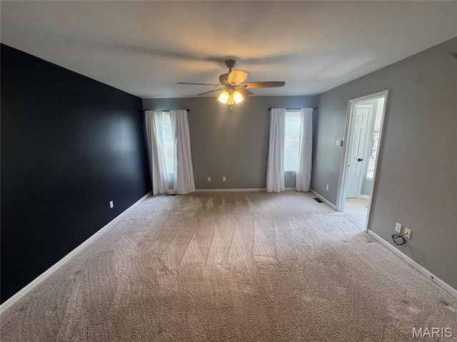 469 Coventry Trail Lane, Maryland Heights, MO 63043