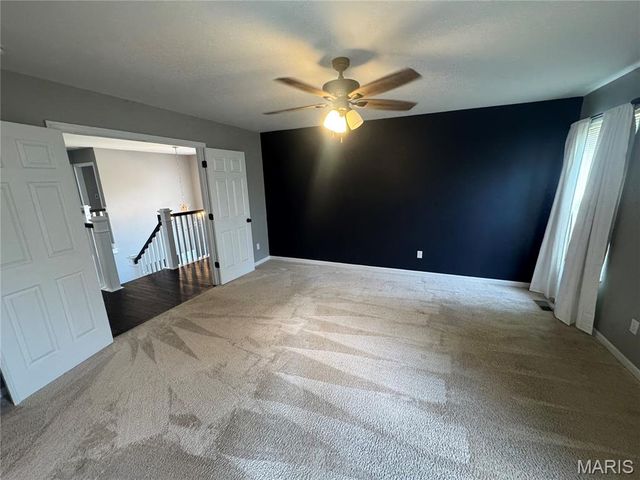 469 Coventry Trail Lane, Maryland Heights, MO 63043