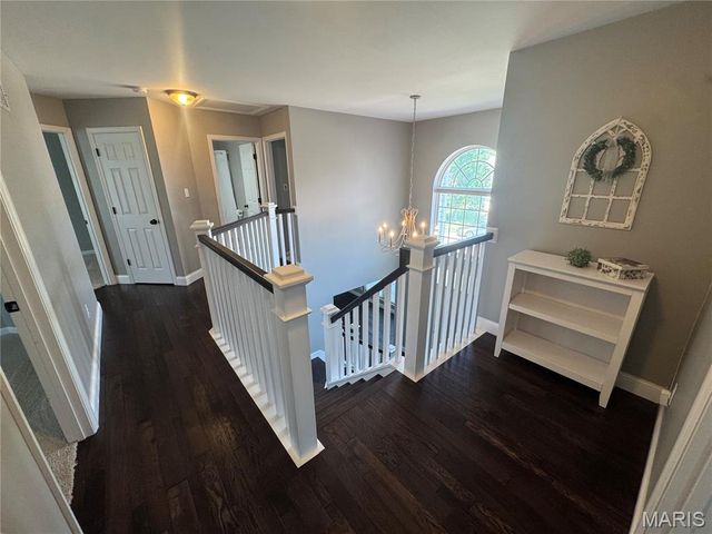 469 Coventry Trail Lane, Maryland Heights, MO 63043