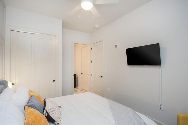 1014 16th Ave S Unit 109, Nashville, TN 37212