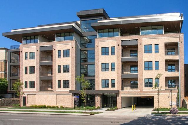 1014 16th Ave S Unit 109, Nashville, TN 37212