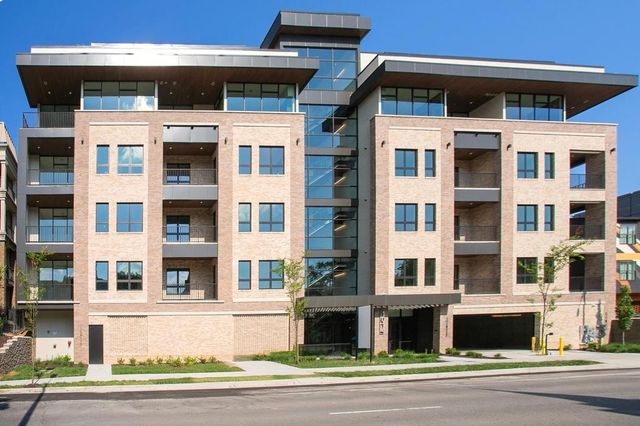 1014 16th Ave S Unit 109, Nashville, TN 37212