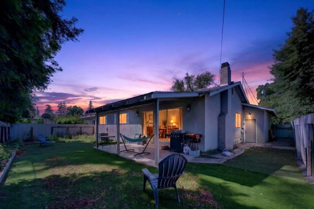 2036 Shaw Avenue, Modesto, CA 95354