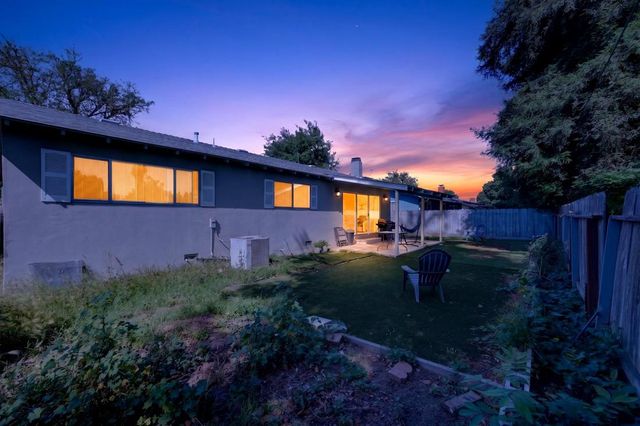2036 Shaw Avenue, Modesto, CA 95354