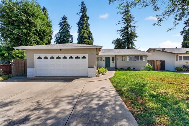 2036 Shaw Avenue, Modesto, CA 95354
