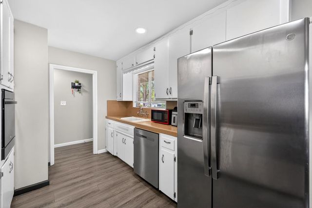 2036 Shaw Avenue, Modesto, CA 95354