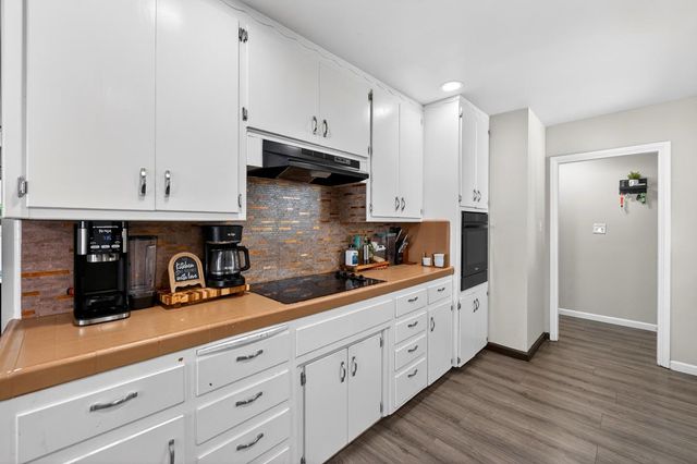 2036 Shaw Avenue, Modesto, CA 95354