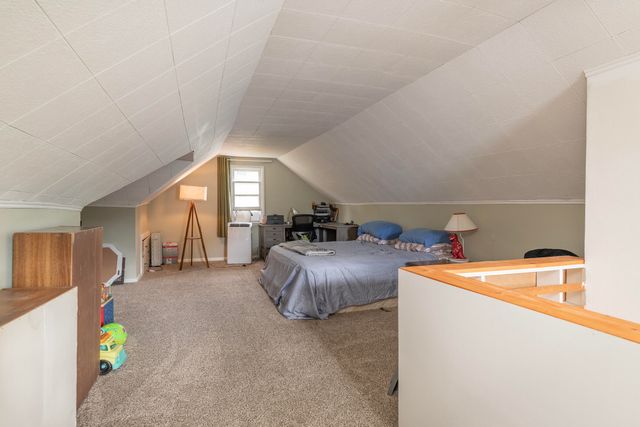2022 PADDINGTON Road, Kalamazoo, MI 49001
