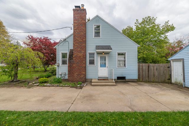 2022 PADDINGTON Road, Kalamazoo, MI 49001