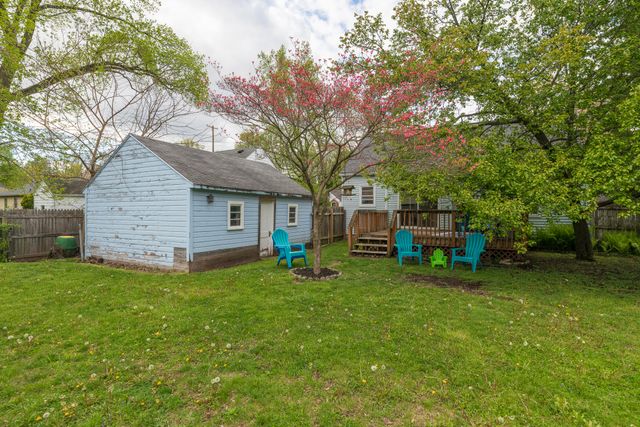 2022 PADDINGTON Road, Kalamazoo, MI 49001