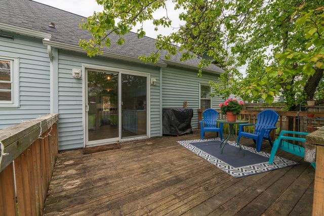 2022 PADDINGTON Road, Kalamazoo, MI 49001