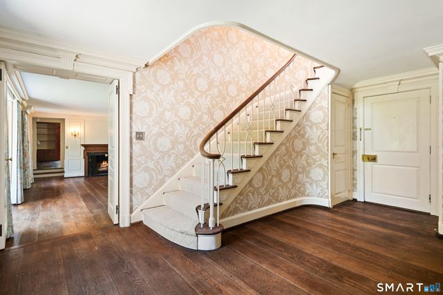 30 Inwood Road, Darien, CT 06820