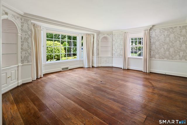 30 Inwood Road, Darien, CT 06820