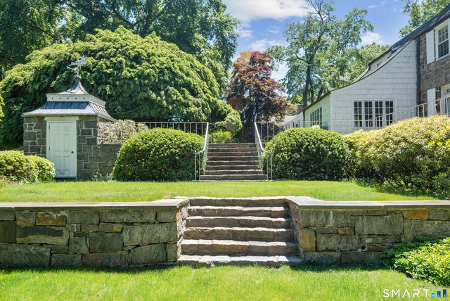 30 Inwood Road, Darien, CT 06820