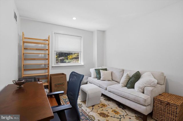 102 EATON DR, Wayne, PA 19087