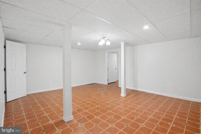 102 EATON DR, Wayne, PA 19087