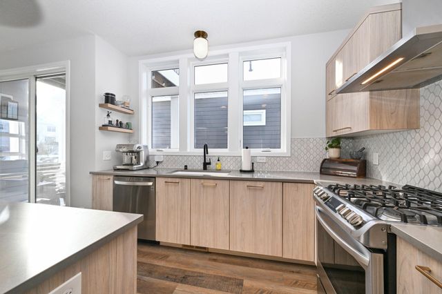 4923 162nd Street W, Lakeville, MN 55044