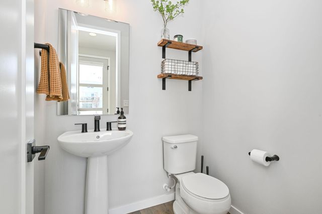 4923 162nd Street W, Lakeville, MN 55044