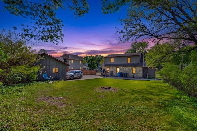 203 S Whiton Street, Whitewater, WI 53190