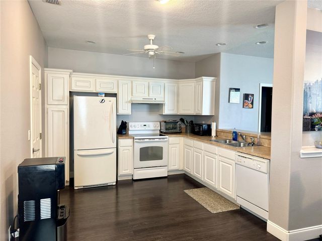 10327 WILLOW LEAF TRAIL, Tampa, FL 33625