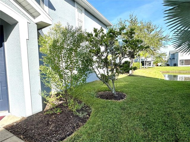 10327 WILLOW LEAF TRAIL, Tampa, FL 33625
