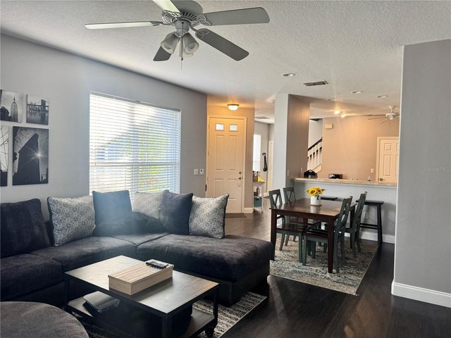 10327 WILLOW LEAF TRAIL, Tampa, FL 33625