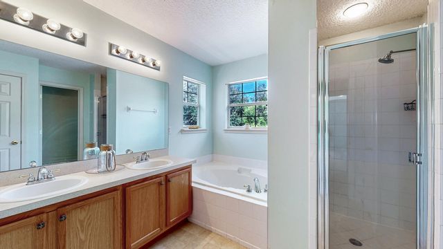 1873 Enterprise Ave, St Augustine, FL 32092