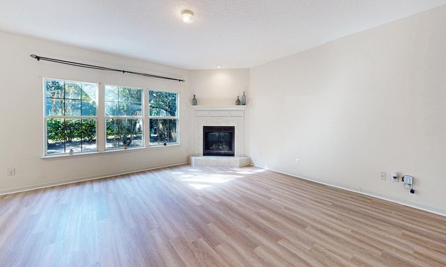 1873 Enterprise Ave, St Augustine, FL 32092