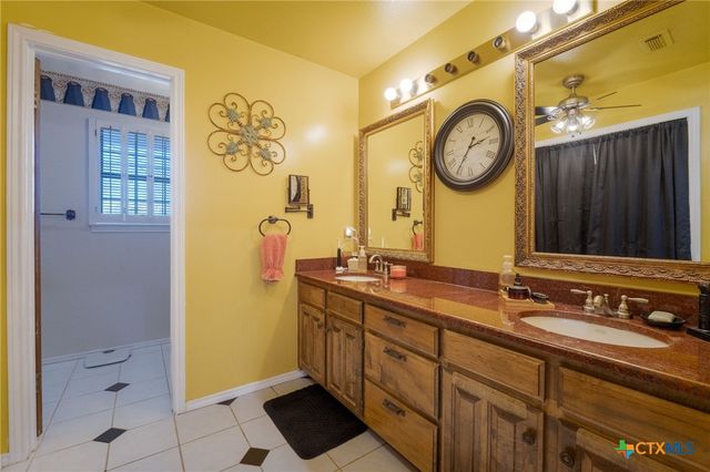 106 Sunny Lane, Gatesville, TX 76528