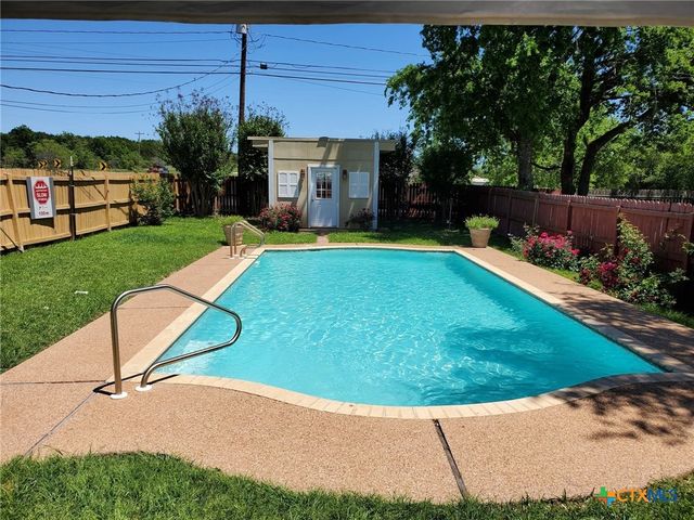 106 Sunny Lane, Gatesville, TX 76528