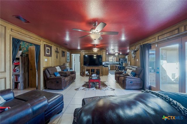 106 Sunny Lane, Gatesville, TX 76528