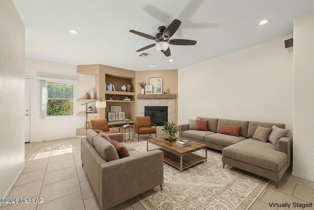 5578 W Acacia Blossom Place, Marana, AZ 85658