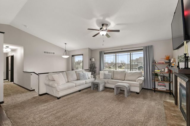 1413 Lyndale Drive, Polk City, IA 50226