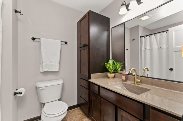 1413 Lyndale Drive, Polk City, IA 50226