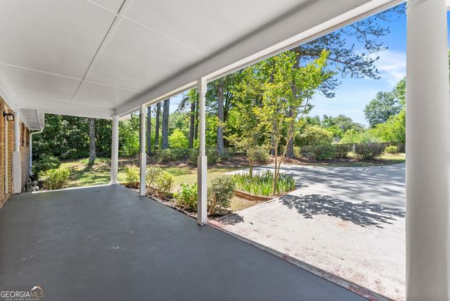 2178 Rockdale Circle, Snellville, GA 30078