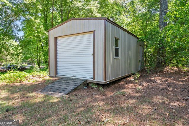 2178 Rockdale Circle, Snellville, GA 30078