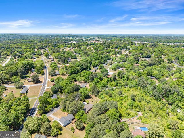 2178 Rockdale Circle, Snellville, GA 30078