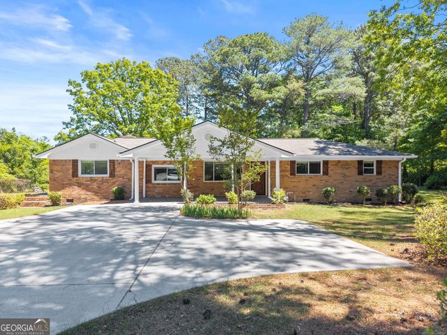 2178 Rockdale Circle, Snellville, GA 30078