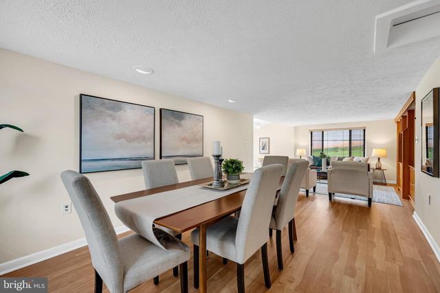 327 S HORNERS LN, Rockville, MD 20850